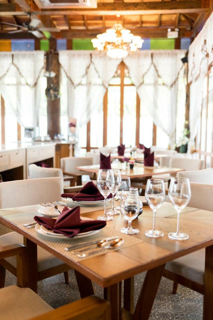 Nampiangdin Boutique Hotel Chiang Mai Bagian luar foto